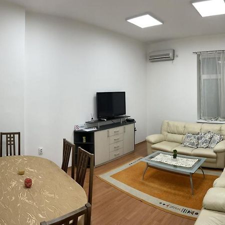 Ata Apartment Skopie Exterior foto